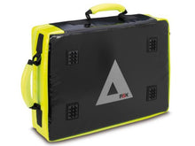 Cargar imagen en el visor de la galería, Imagen del maletín de emergencia de PAX infantil parte trasera