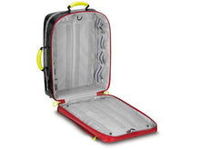 Charger l'image dans la galerie, Imagen de la mochila de emergencia Wasserkuppe L roja de PAX abierta vacía