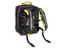 Charger l'image dans la galerie, Imagen de la mochila de emergencia Rapid Response roja de PAX parte trasera