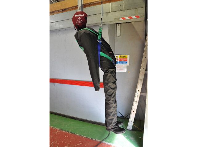 Maniquíes de entrenamiento para pruebas de caída (Drop Test)