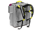 Imagen de la mochila de emergencia Aftercare de PAX con los tirantes de transporte