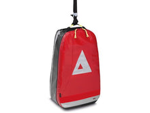 Cargar imagen en el visor de la galería, Imagen de la mochila para material de rescate en altura de PAX mosquetón y cuerda para transportar
