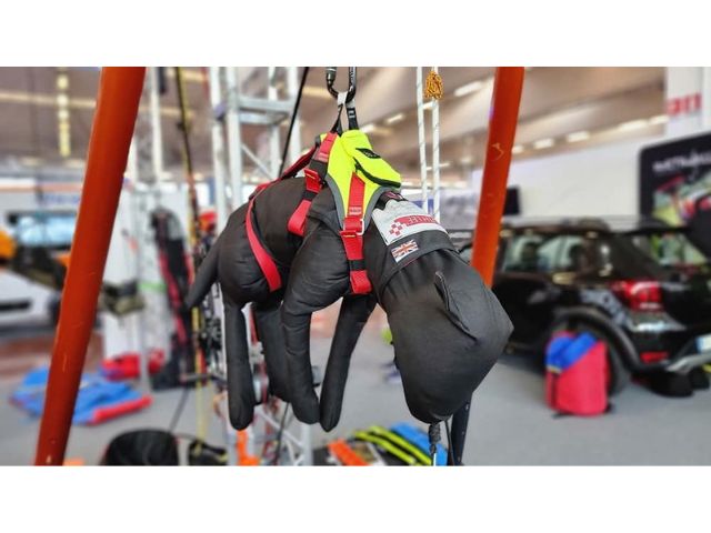 Imagen del Maniquí de entrenamiento canino profesional para rescate - Ruth Lee