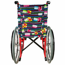 Carregar imagem no visualizador da galeria, Cadeira de rodas infantil dobrável, rodas grandes, apoio para os pés vermelho com estofamento estampado
